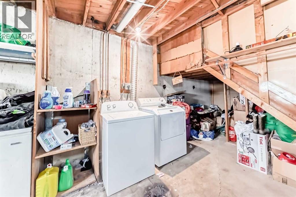 Multi-family House Bi-level for Sale in  Rundlehorn Drive NE Pineridge Calgary 