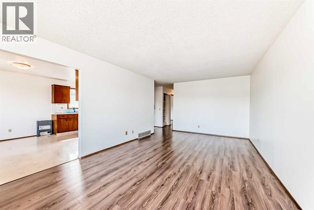Multi-family House Bi-level for Sale in  Rundlehorn Drive NE Pineridge Calgary 