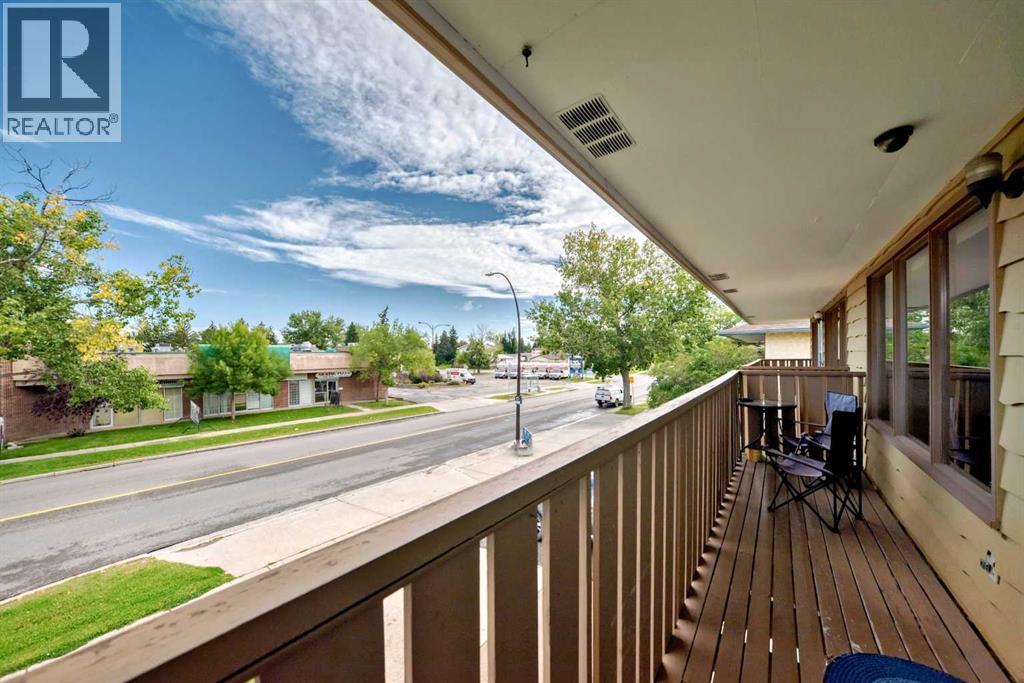 Multi-family House Bi-level for Sale in  Rundlehorn Drive NE Pineridge Calgary 
