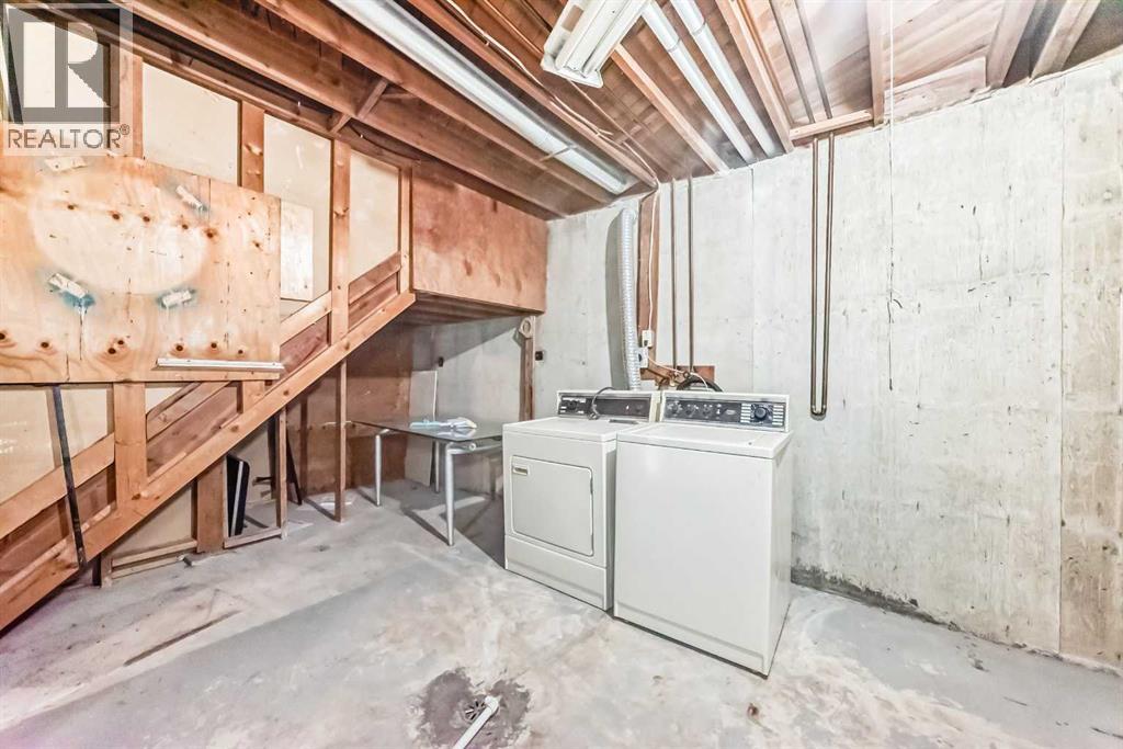 Multi-family House Bi-level for Sale in  Rundlehorn Drive NE Pineridge Calgary 