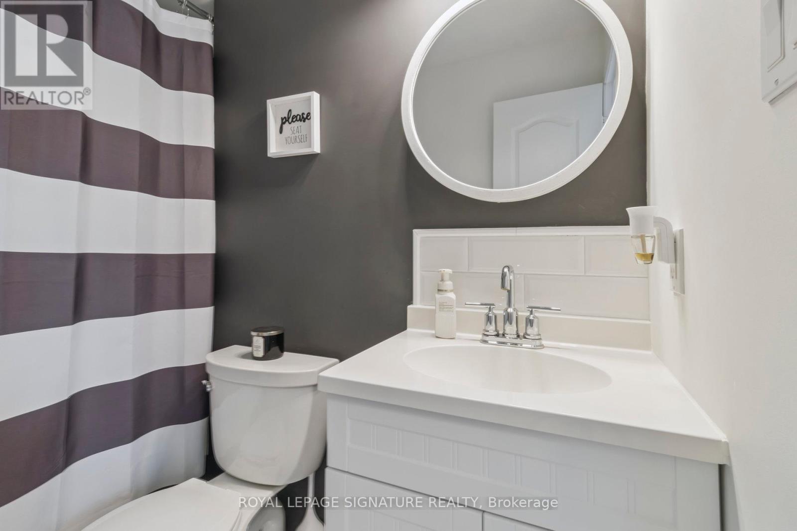 Photo 14 of 38 Royal Amber Crescent, East Gwillimbury ON