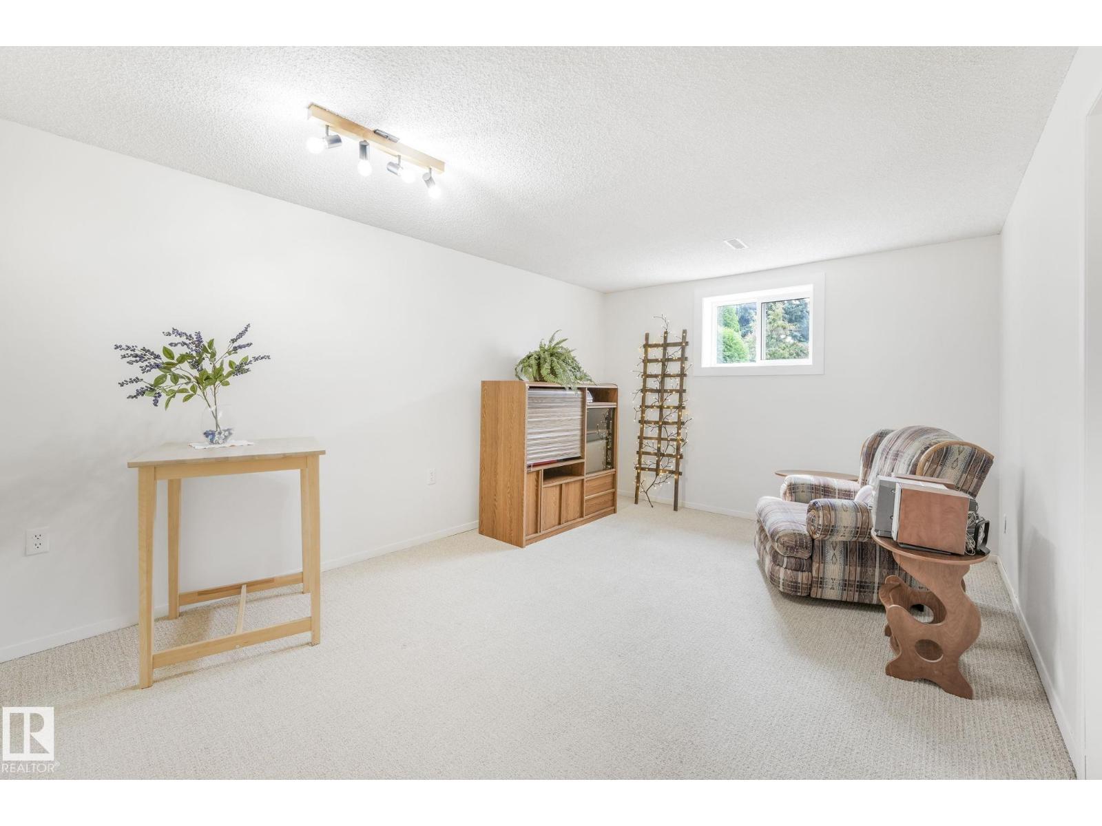 Photo 22 of 4611 10 Av Nw, Edmonton AB