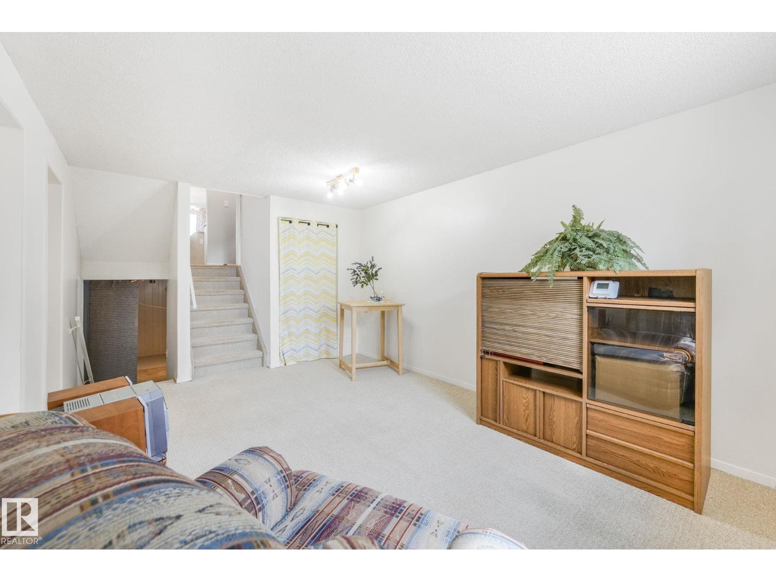 Photo 23 of 4611 10 Av Nw, Edmonton AB