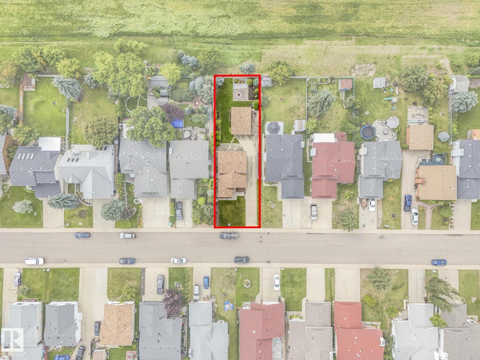 Photo 30 of 4611 10 Av Nw, Edmonton AB