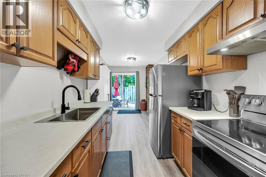 Photo 31 of 273 Elgin Street Unit 52, Brantford ON