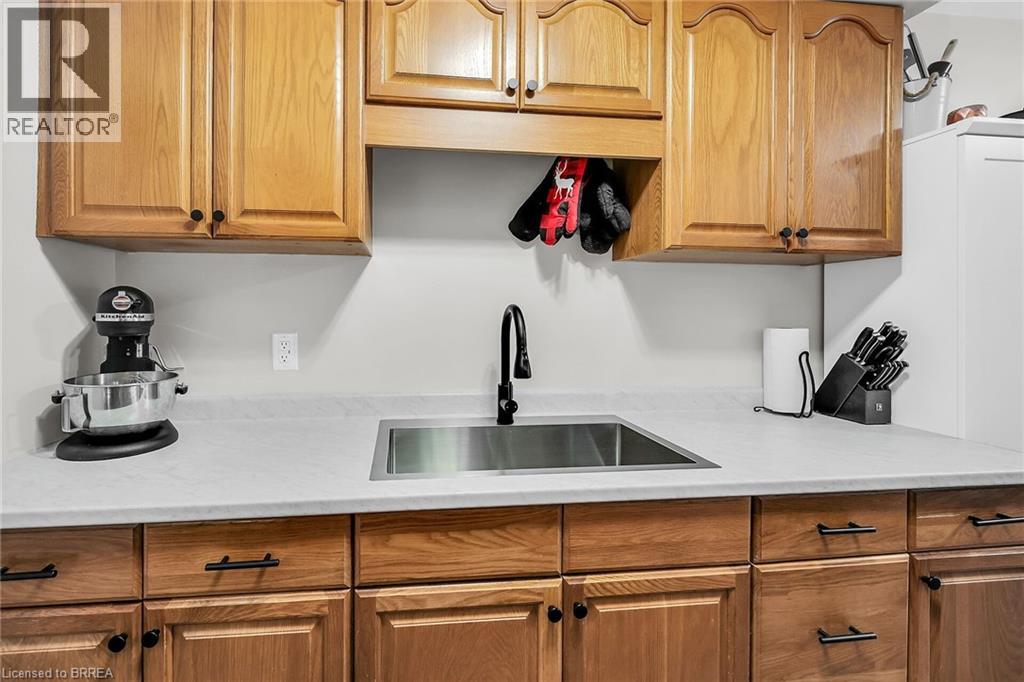 Photo 11 of 273 Elgin Street Unit 52, Brantford ON