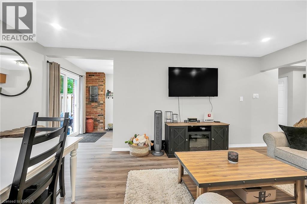 Photo 9 of 273 Elgin Street Unit 52, Brantford ON