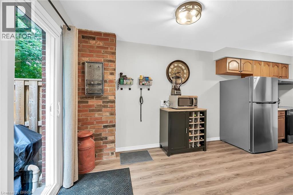 Photo 13 of 273 Elgin Street Unit 52, Brantford ON