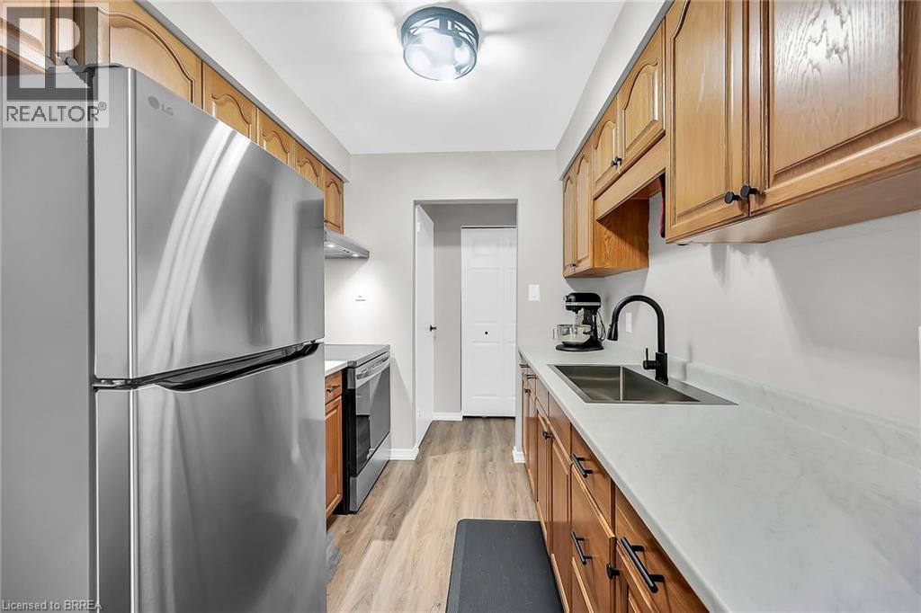 Photo 14 of 273 Elgin Street Unit 52, Brantford ON