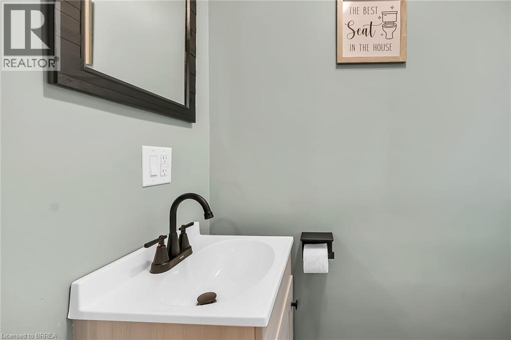 Photo 5 of 273 Elgin Street Unit 52, Brantford ON