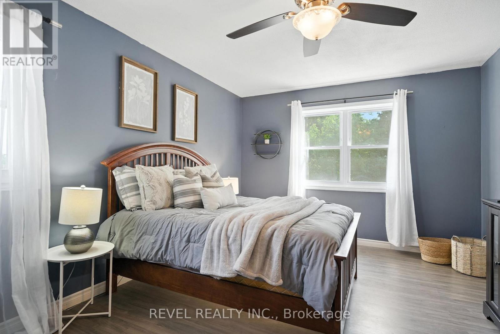 Photo 22 of 57 Rosehill Boulevard, Oshawa ON