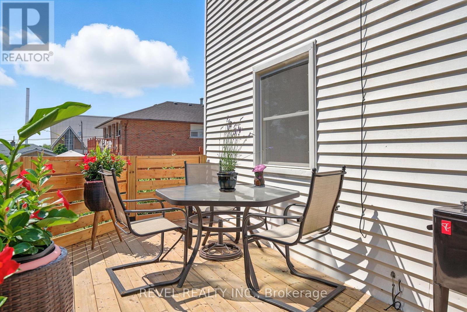 Photo 29 of 57 Rosehill Boulevard, Oshawa ON