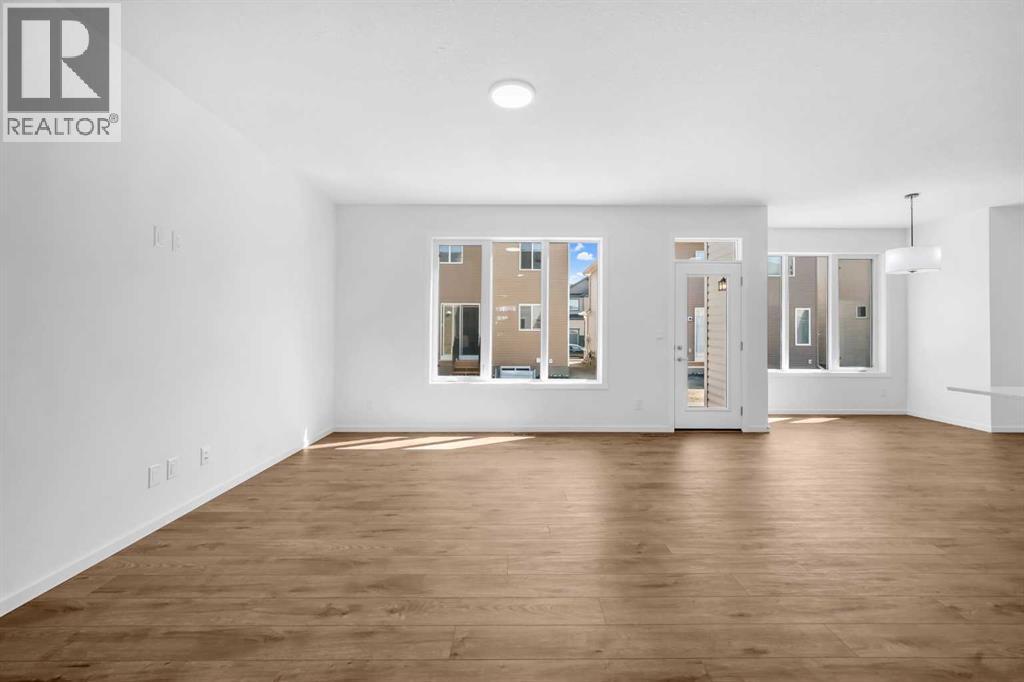 Photo 9 of 2034 Southwinds Row, Airdrie AB