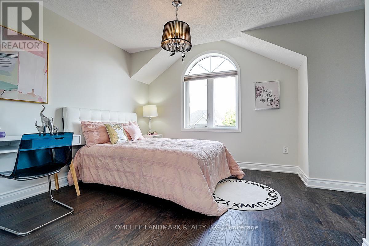 Photo 24 of 6 Keating Drive, Clarington ON