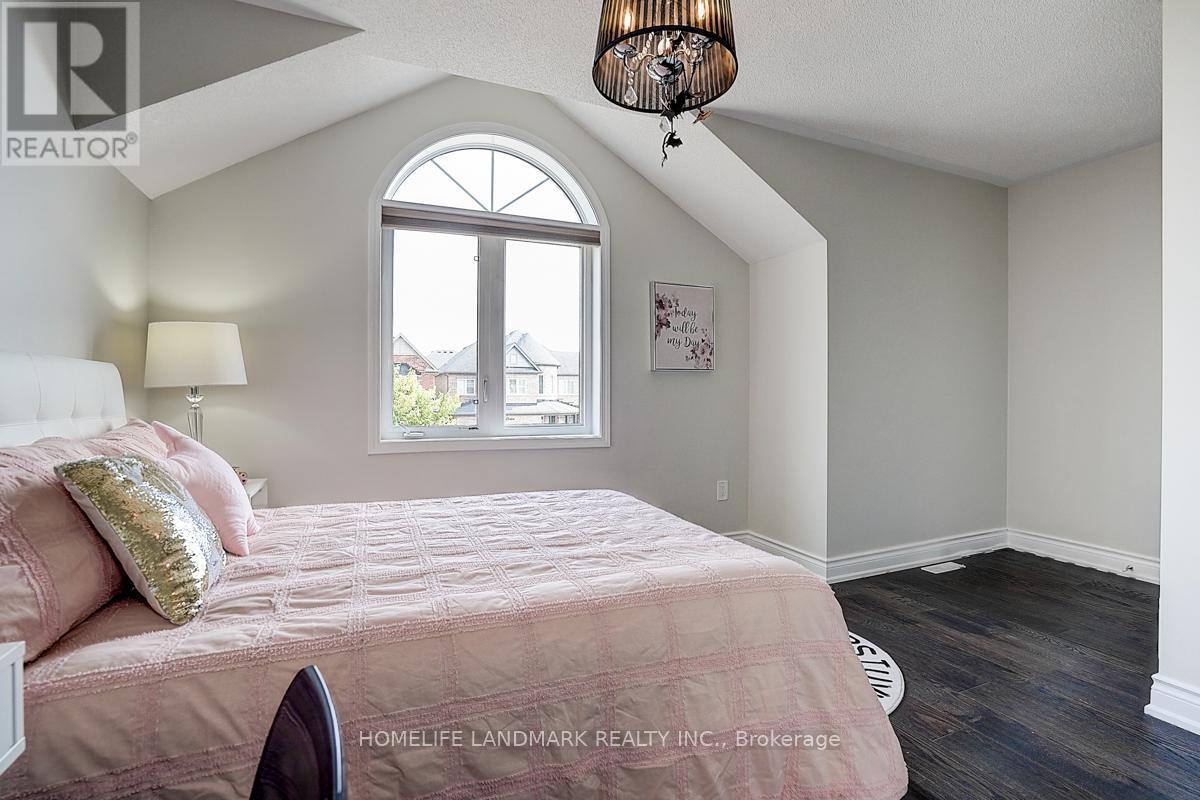Photo 25 of 6 Keating Drive, Clarington ON