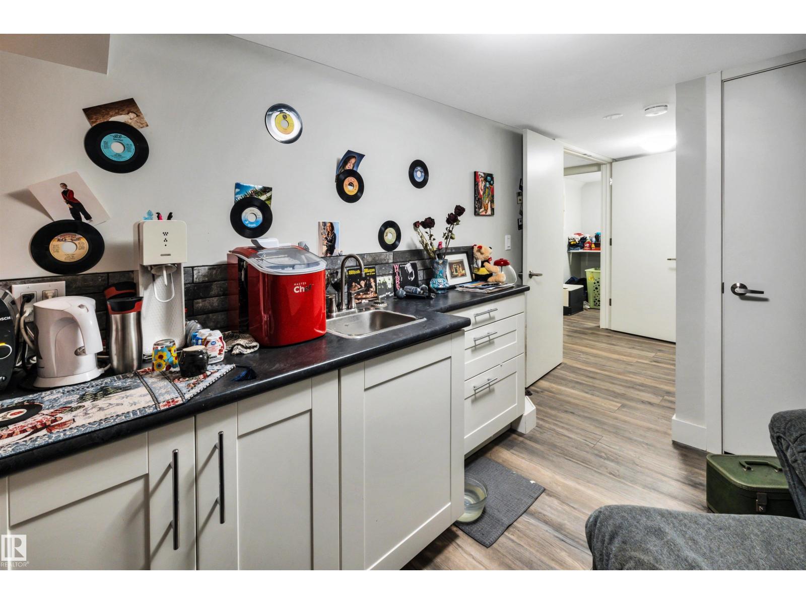 Photo 24 of 9628 63 Av Nw, Edmonton AB