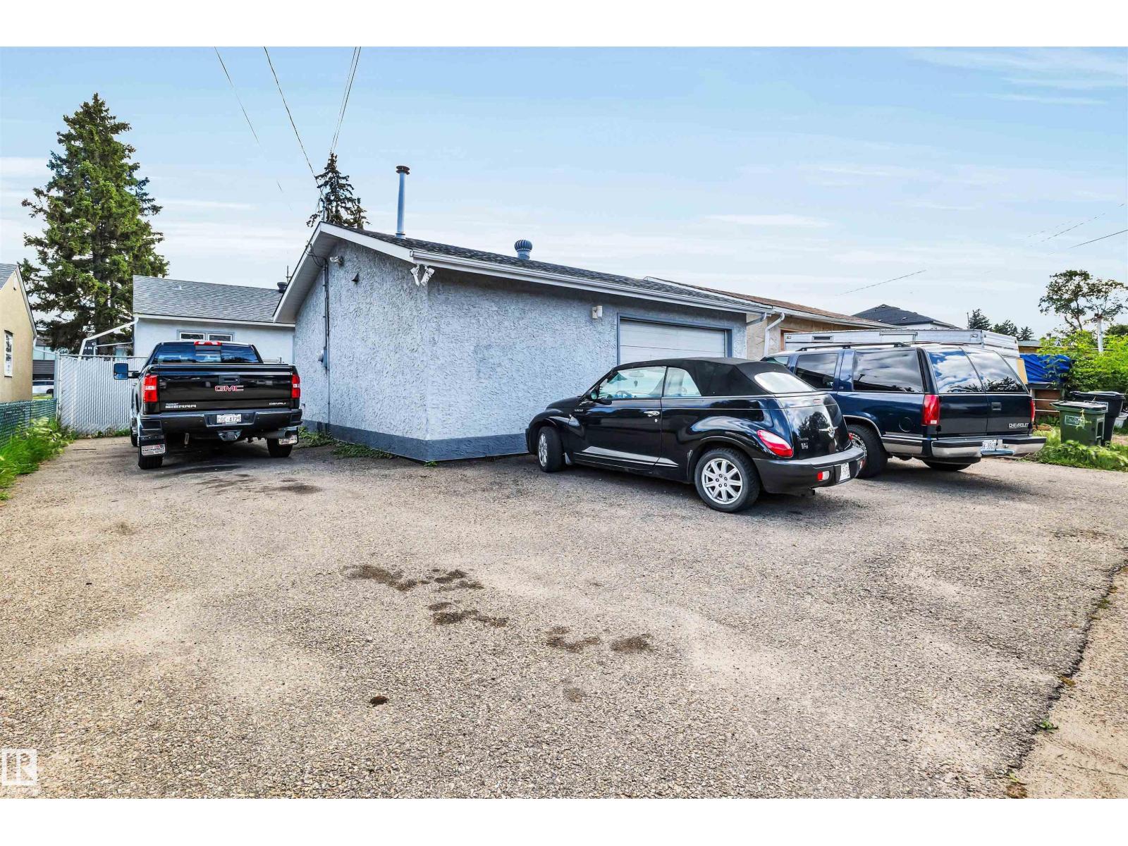 Photo 28 of 9628 63 Av Nw, Edmonton AB
