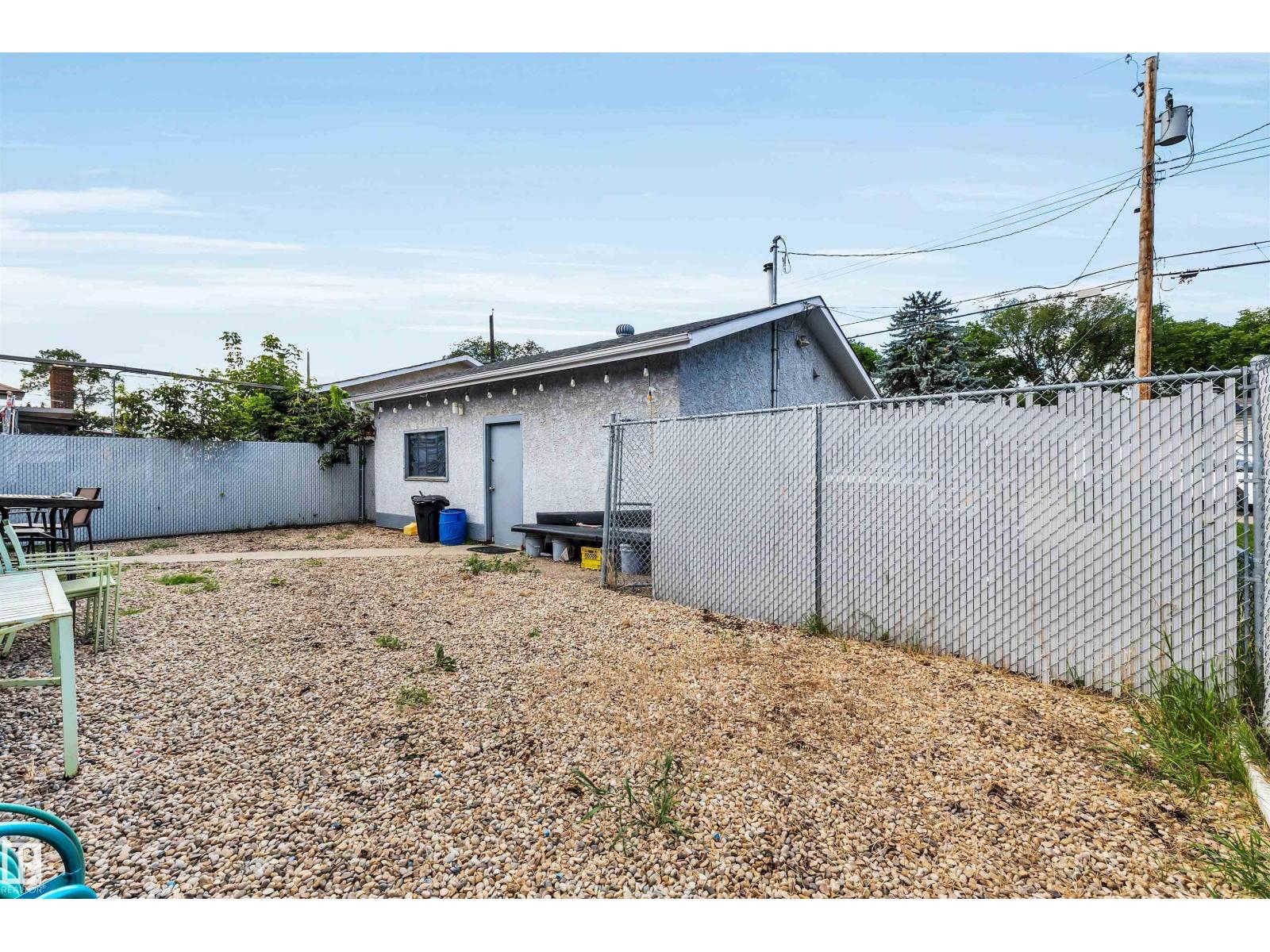Photo 31 of 9628 63 Av Nw, Edmonton AB