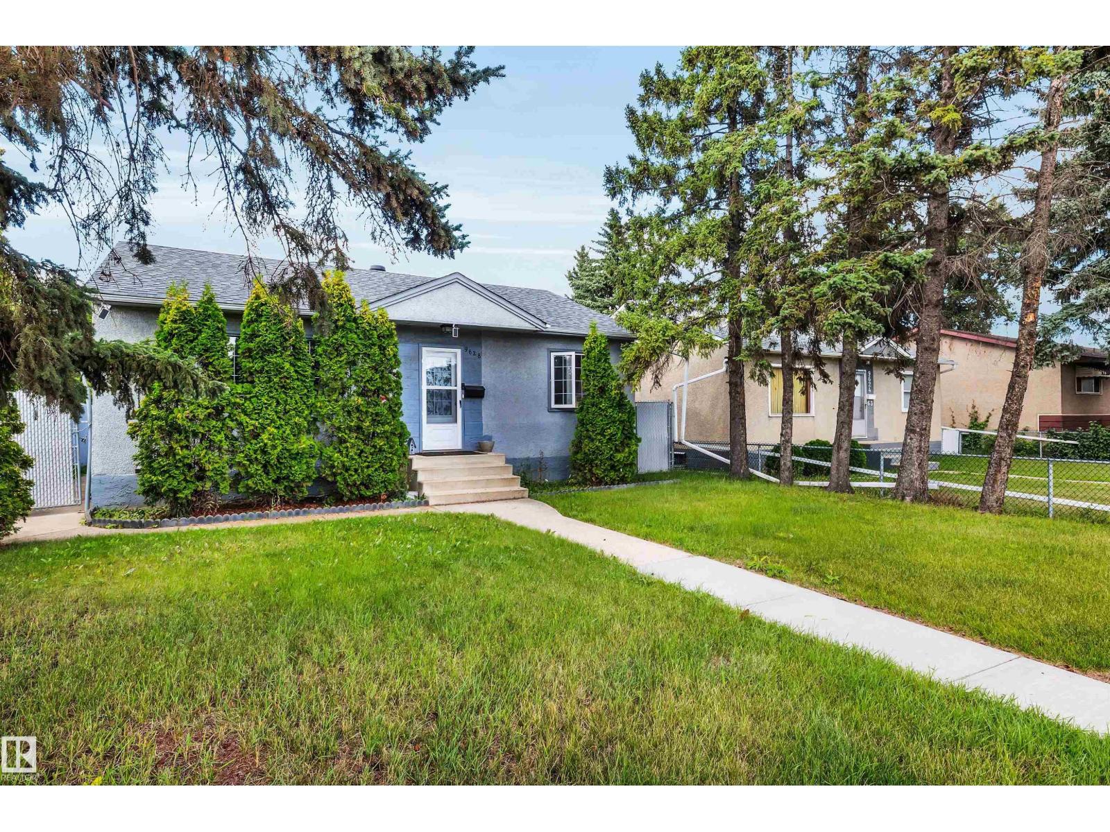 Photo 32 of 9628 63 Av Nw, Edmonton AB