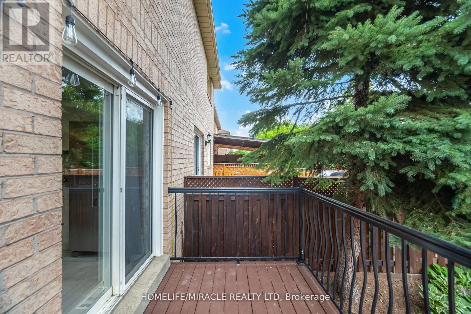 Photo 42 of 5339 Bullrush Drive, Mississauga ON