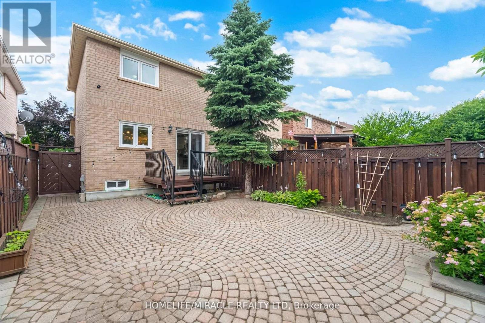 Photo 45 of 5339 Bullrush Drive, Mississauga ON