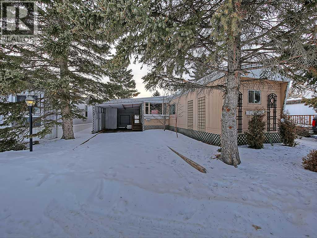 Photo 1 of 78 3223 83 Street Nw, Calgary AB