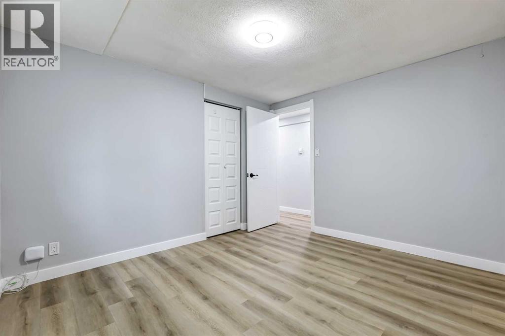 Photo 17 of 2 2311 17 A Street Sw, Calgary AB