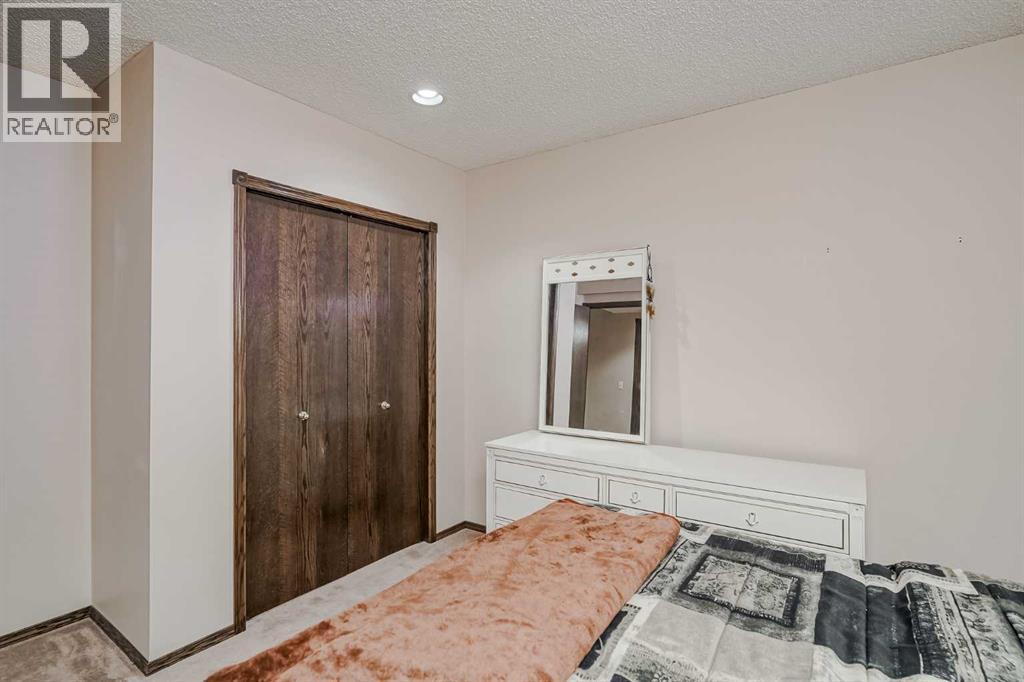 Single Family House Bungalow for Sale in  Evergreen Street SW Evergreen Calgary 