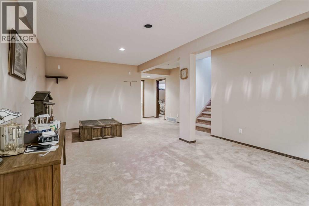 Single Family House Bungalow for Sale in  Evergreen Street SW Evergreen Calgary 
