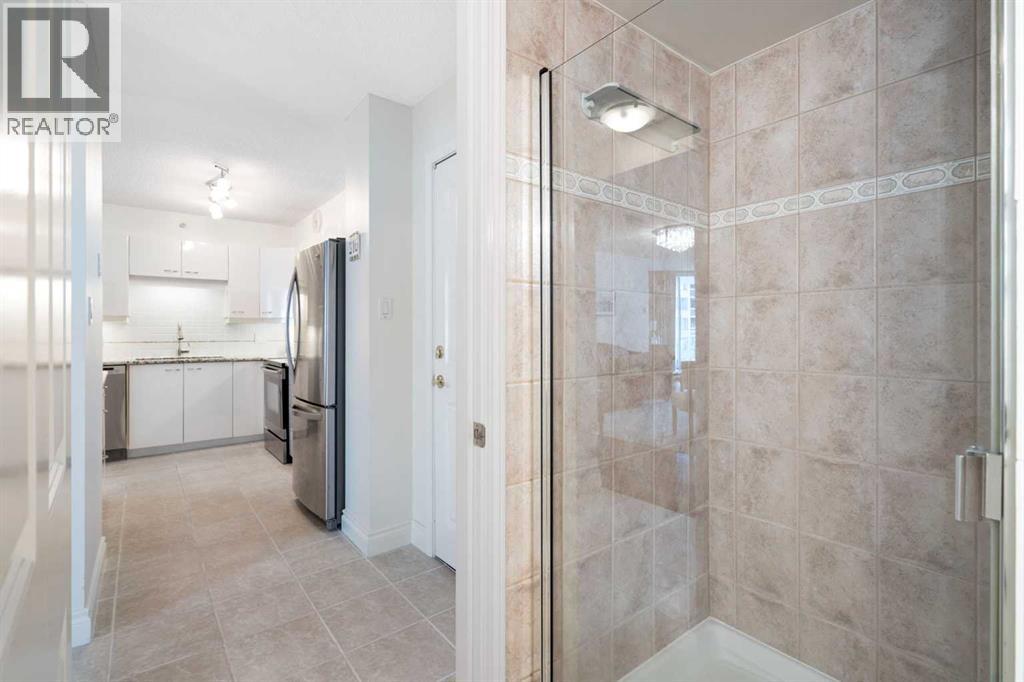 Single Family House for Sale in    Avenue SW Eau Claire Calgary 