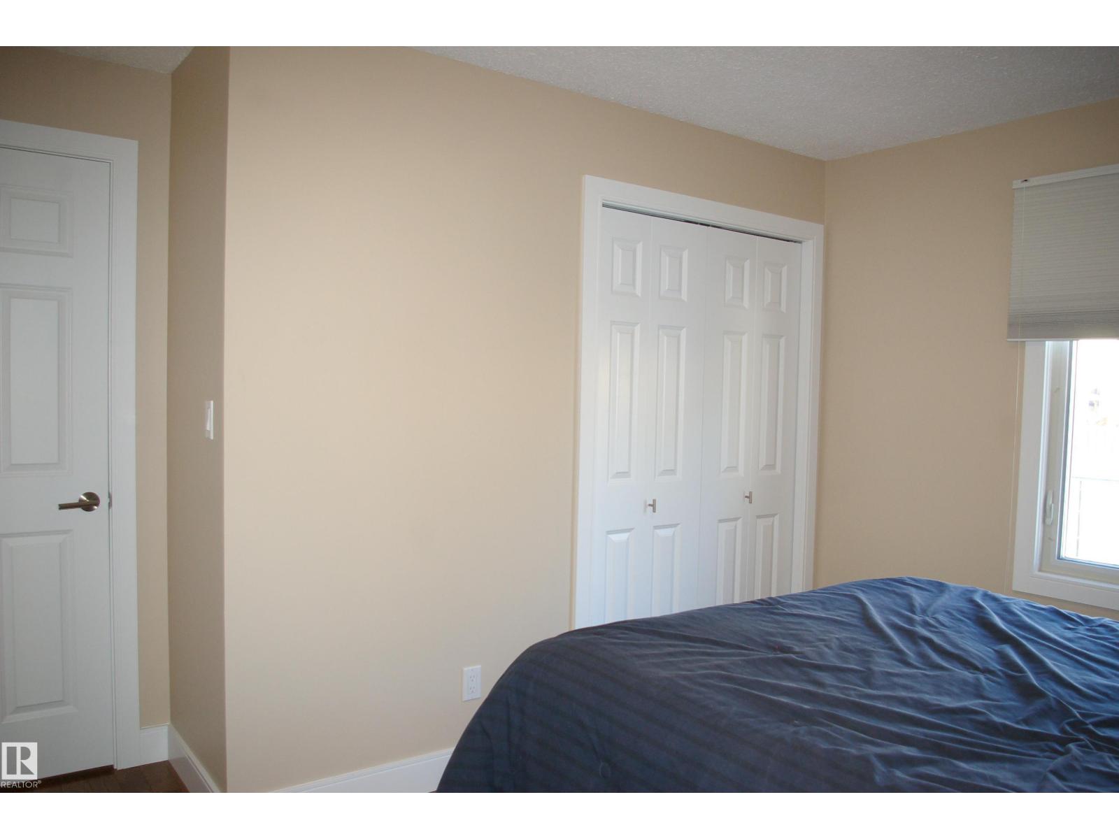 Photo 19 of 168 Warwick Rd Nw, Edmonton AB