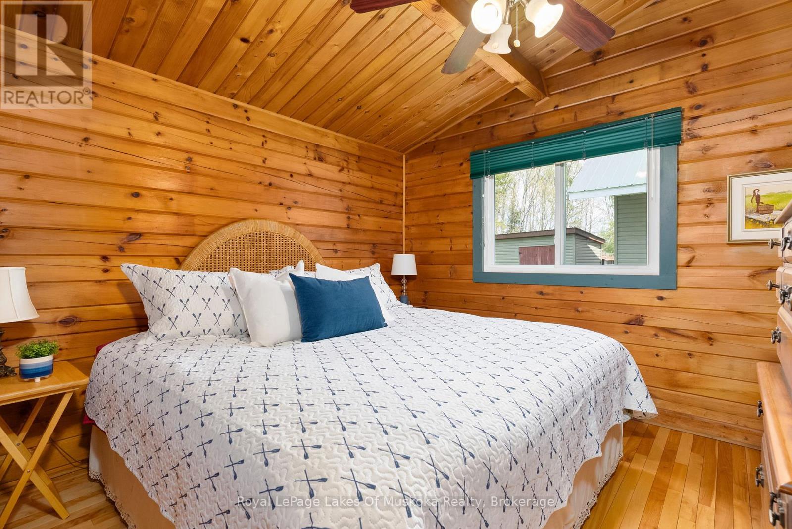 Photo 16 of 71 Victoria Street, Magnetawan ON