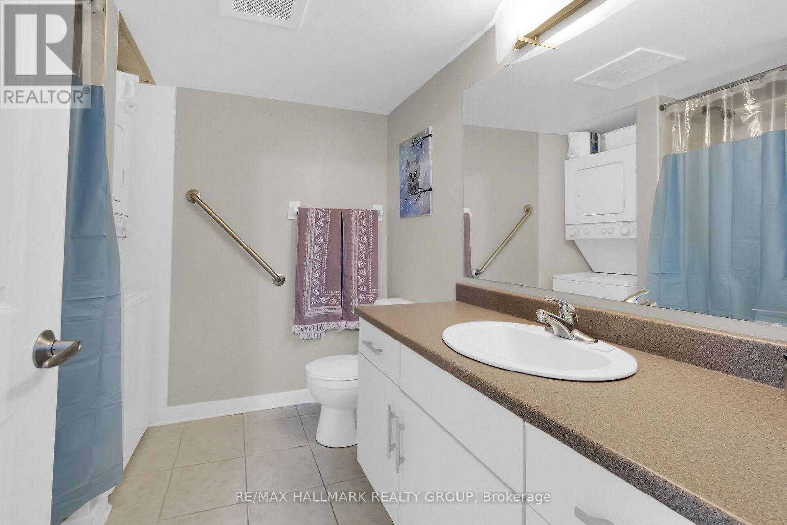 Photo 35 of 209 138 Somerset Street W, Ottawa ON