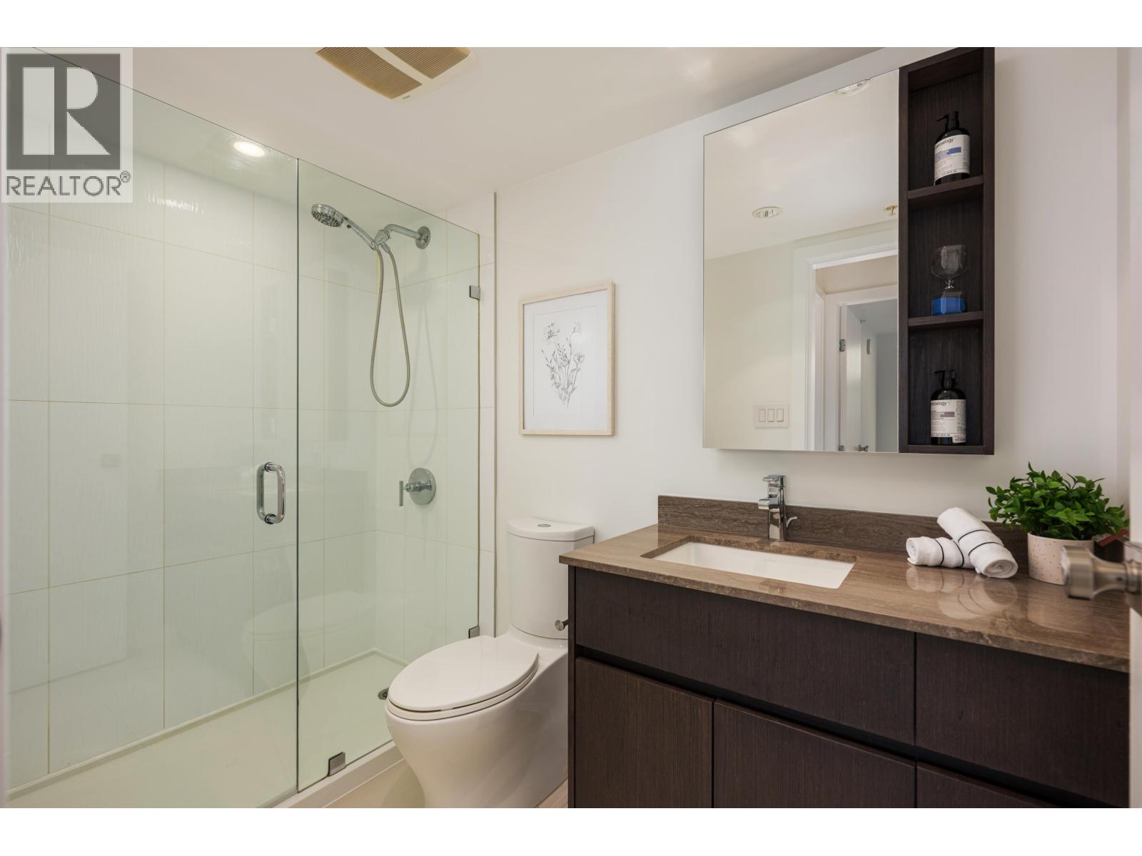 Photo 16 of 1803 7988 Ackroyd Road, Richmond BC