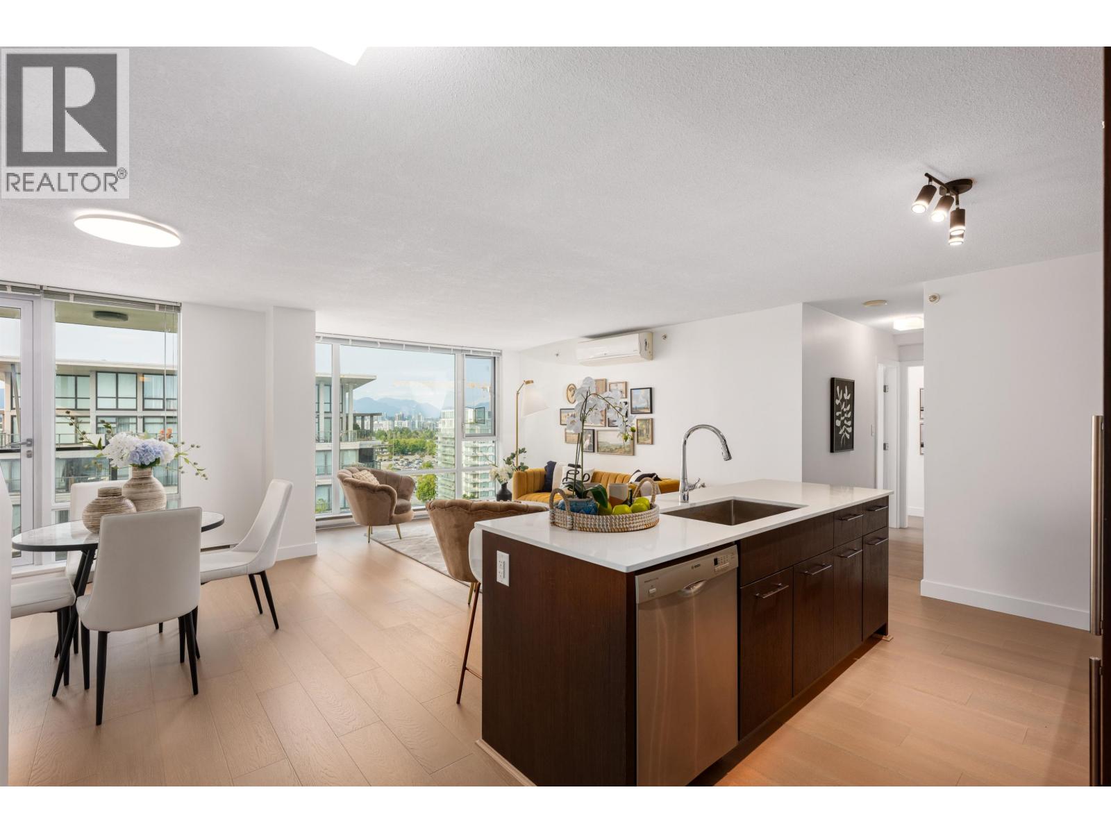 Photo 9 of 1803 7988 Ackroyd Road, Richmond BC