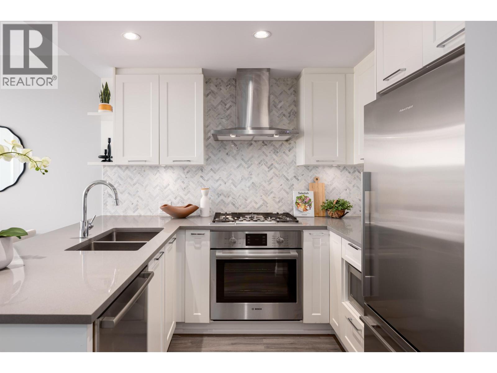 Photo 10 of 1103 520 Como Lake Avenue, Coquitlam BC