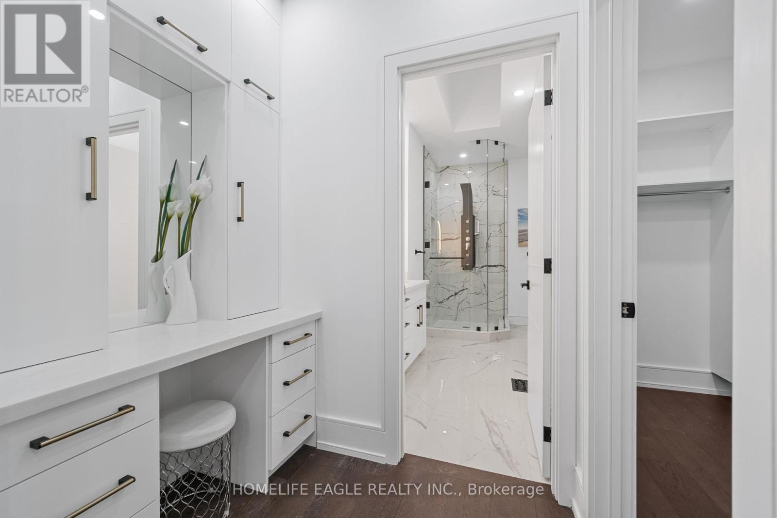 Photo 17 of 11 Glen Muir Drive, Toronto ON