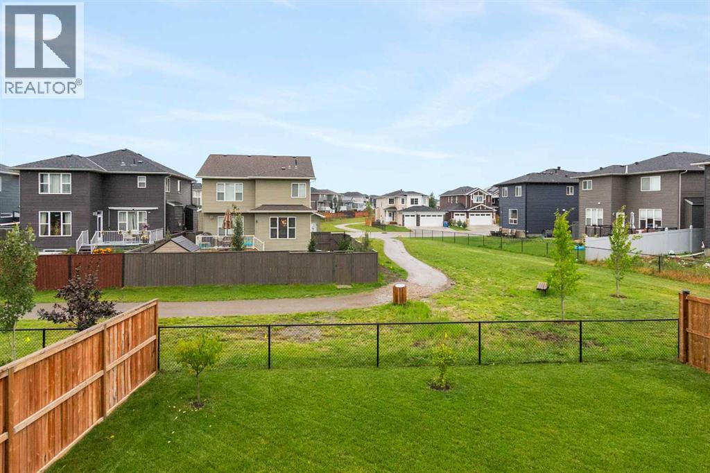 Photo 40 of 1400 Price Close, Carstairs AB