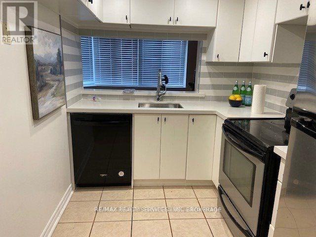 Photo 2 of 203 300 Webb Drive, Mississauga ON