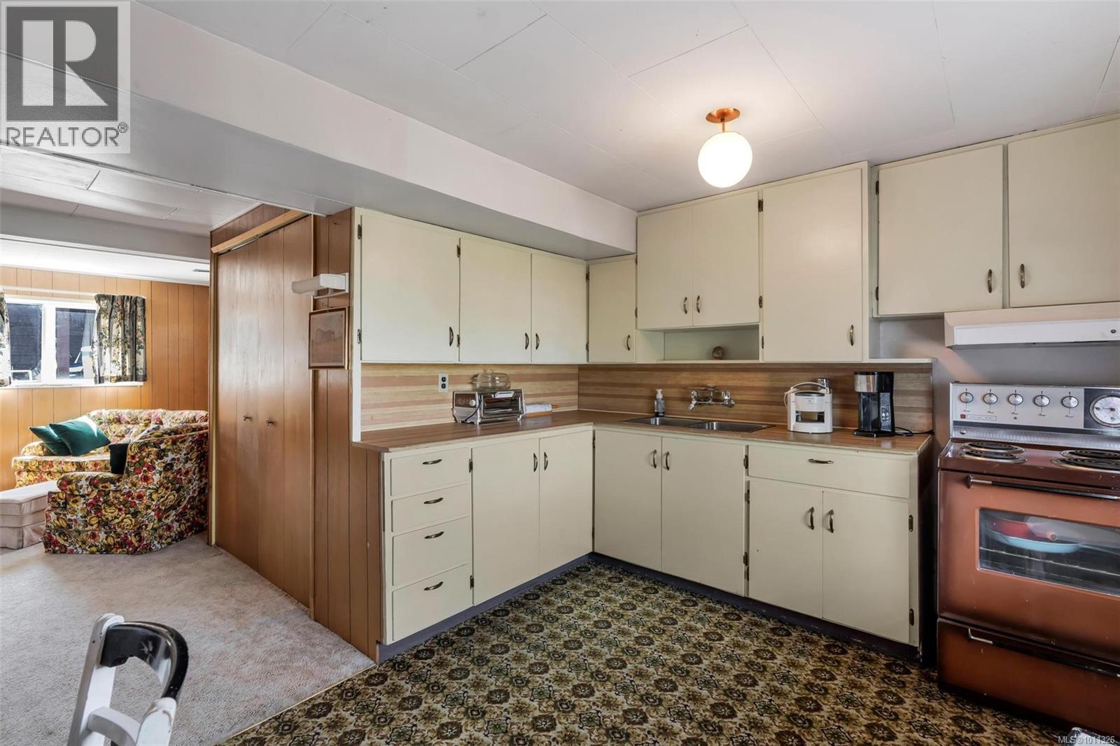  3245 Albion Road, Saanich