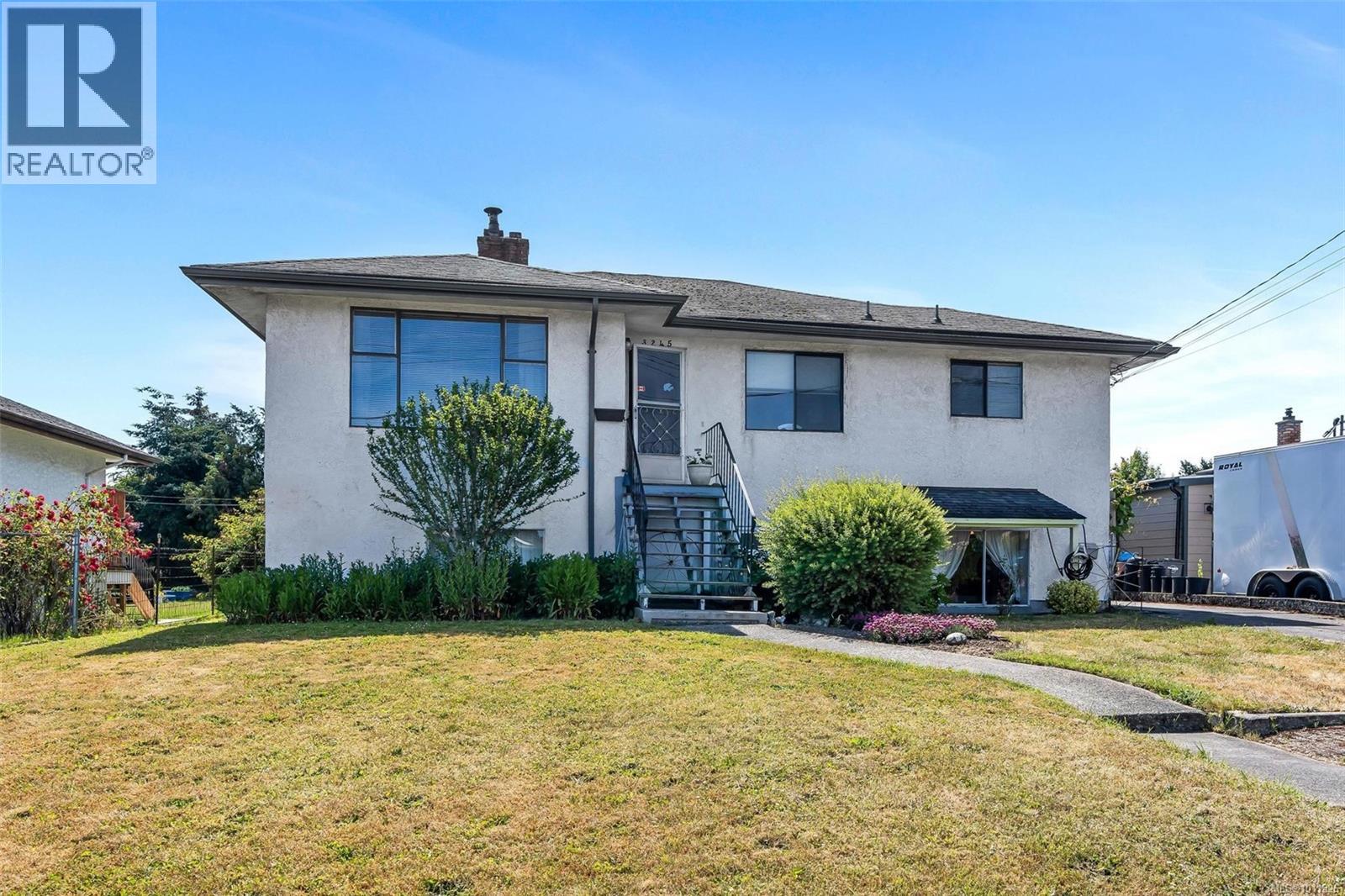  3245 Albion Road, Saanich