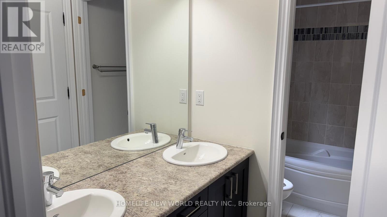 Photo 11 of Second Floor 290 Angus Glen Boulevard, Markham ON