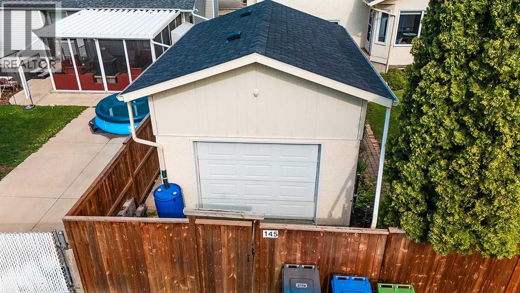 Photo 33 of 145 Castle Crescent, Red Deer AB