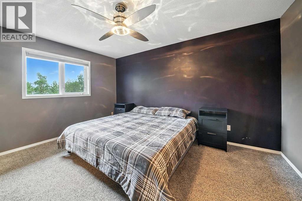 Photo 19 of 145 Castle Crescent, Red Deer AB
