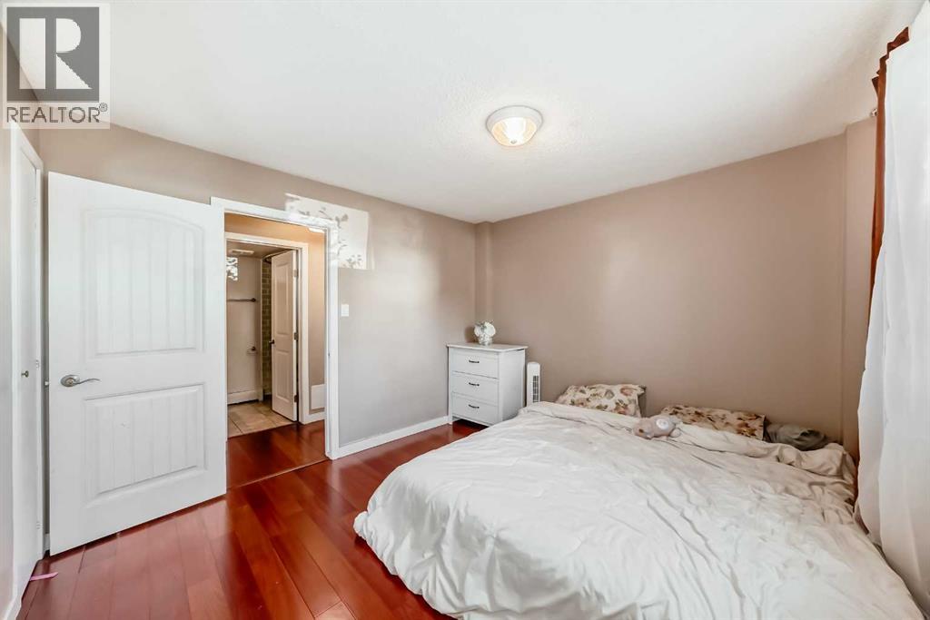 Photo 17 of 1 3511 15 Street Sw, Calgary AB
