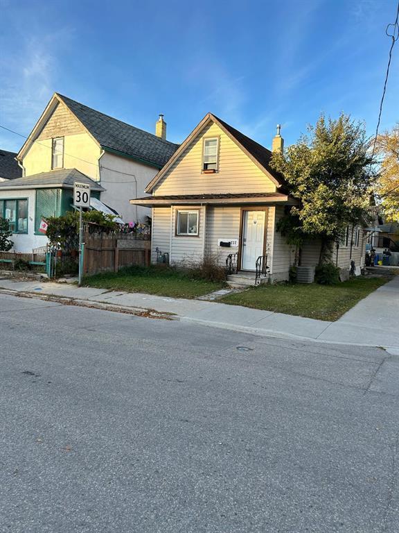 Photo 1 of 737 Alexander Avenue, Winnipeg MB