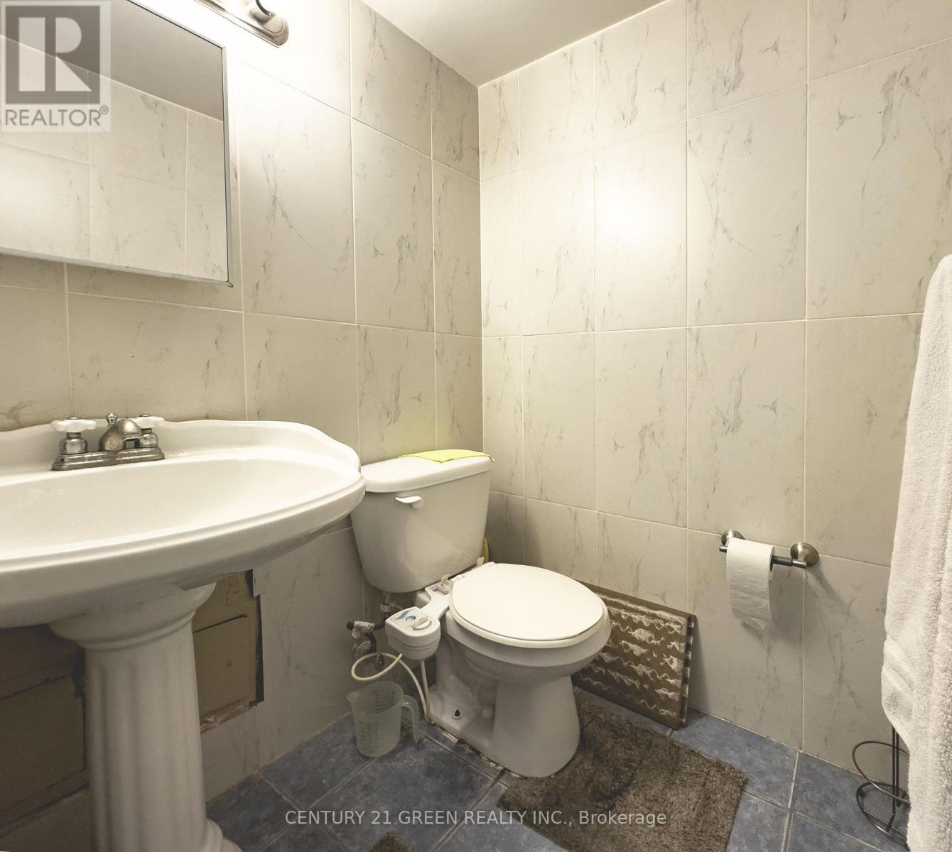 Photo 25 of Ph 3 10 Edgecliff Golfway, Toronto ON