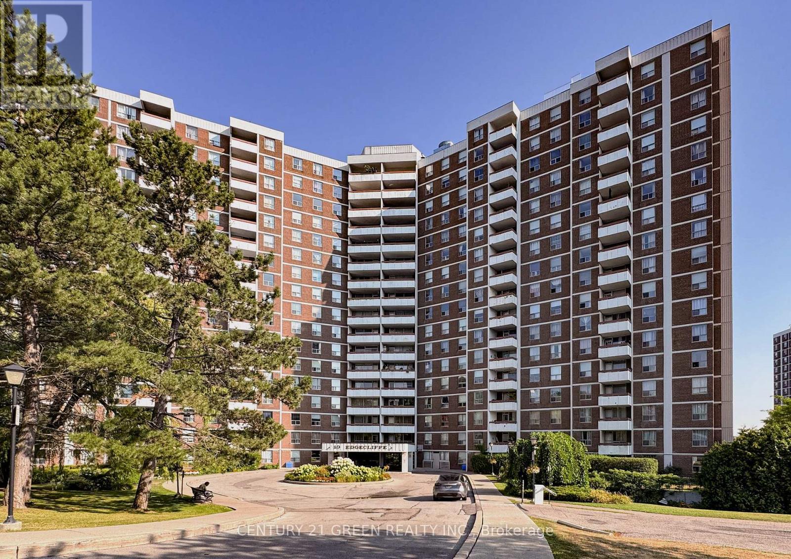 Photo 3 of Ph 3 10 Edgecliff Golfway, Toronto ON
