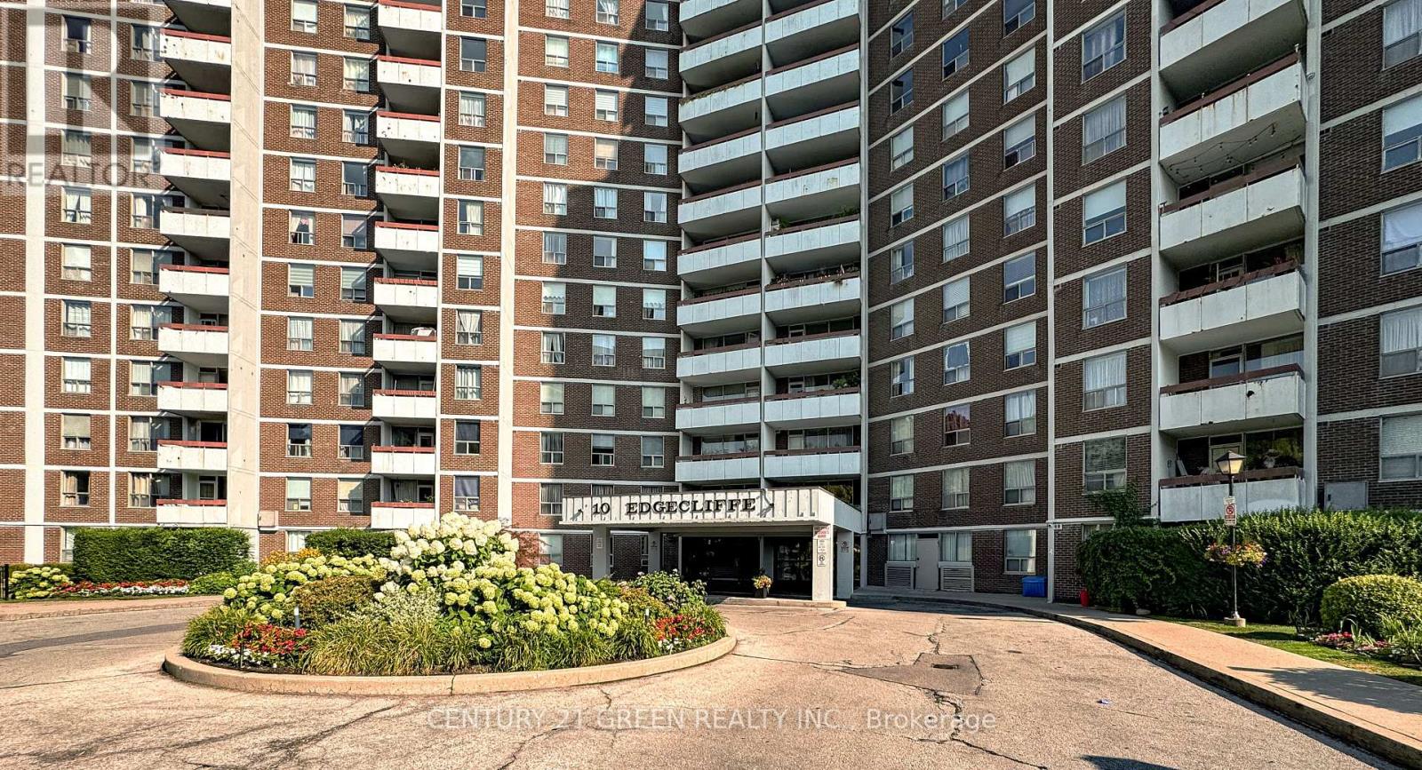 Photo 5 of Ph 3 10 Edgecliff Golfway, Toronto ON