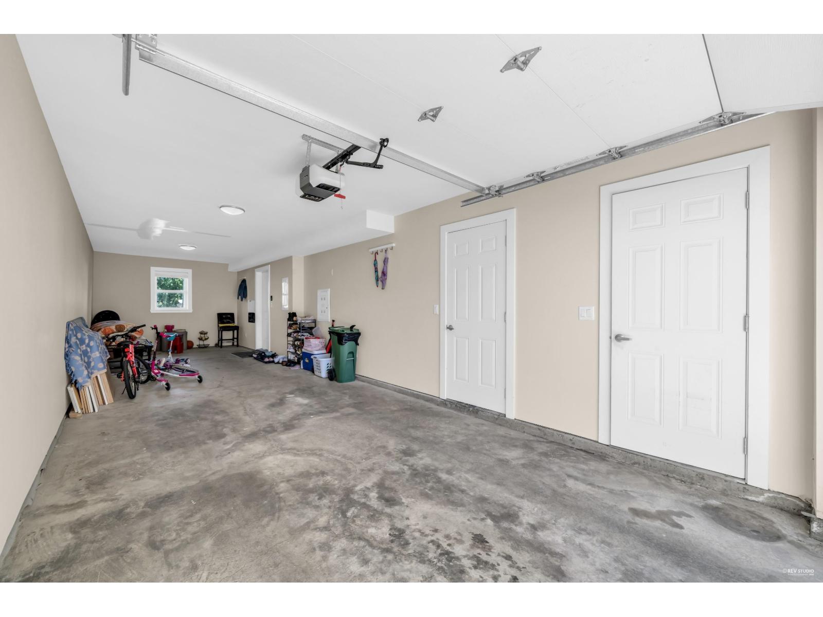 Photo 6 of 2 32138 George Ferguson Way, Abbotsford BC